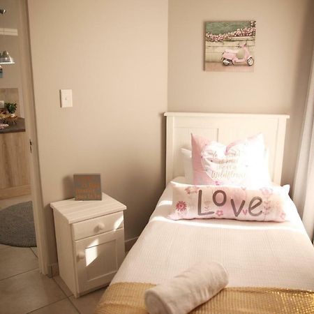 Mari-Amor Self-Catering Apartments Mossel Bay Ngoại thất bức ảnh