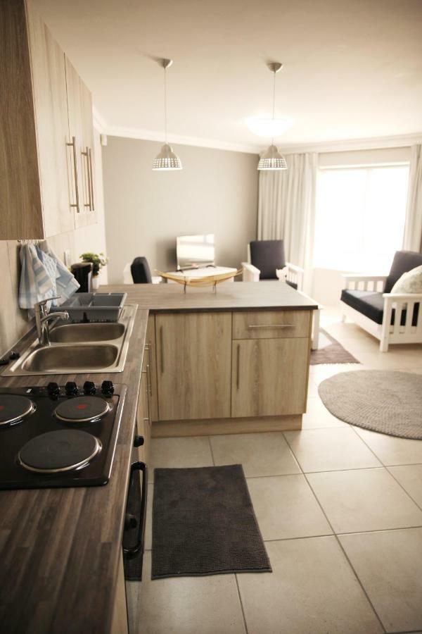 Mari-Amor Self-Catering Apartments Mossel Bay Ngoại thất bức ảnh