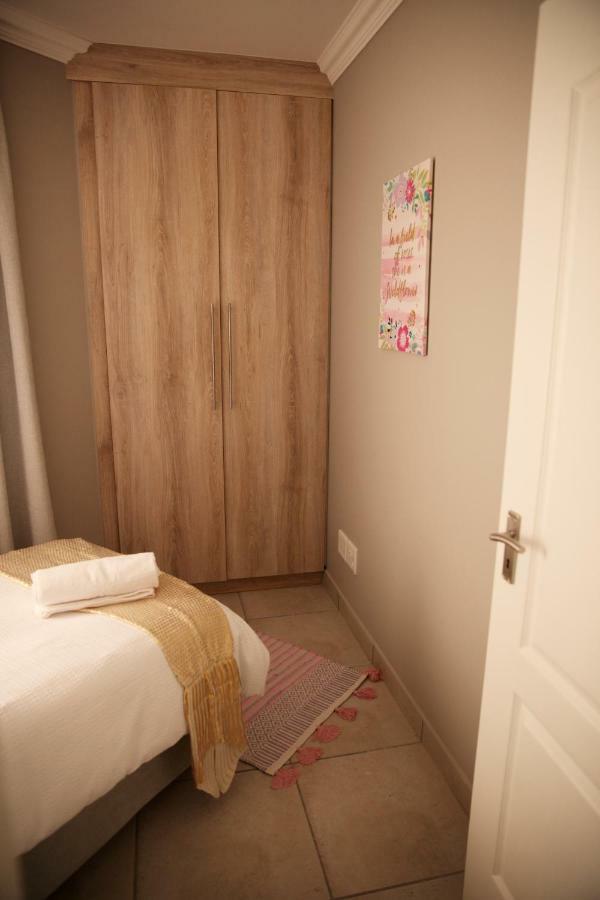 Mari-Amor Self-Catering Apartments Mossel Bay Ngoại thất bức ảnh