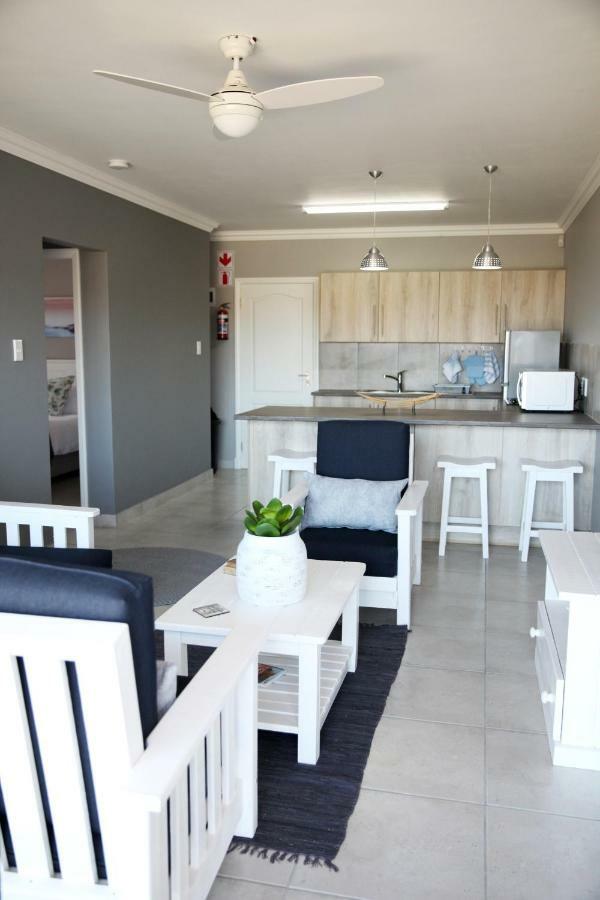 Mari-Amor Self-Catering Apartments Mossel Bay Ngoại thất bức ảnh