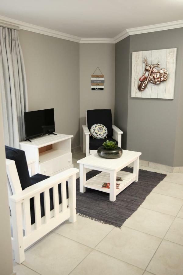 Mari-Amor Self-Catering Apartments Mossel Bay Ngoại thất bức ảnh