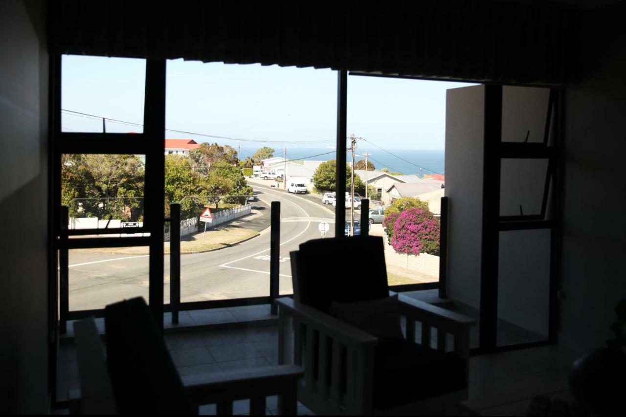 Mari-Amor Self-Catering Apartments Mossel Bay Ngoại thất bức ảnh